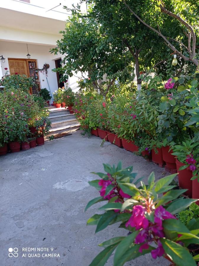 Nancy Rooms Skala Kallonis Exterior foto